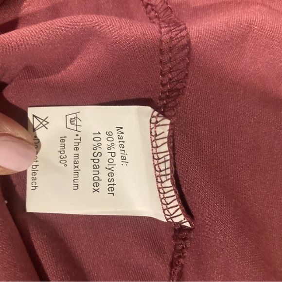 Elegant Pink Sleeveless Dress - Picture 3 of 6